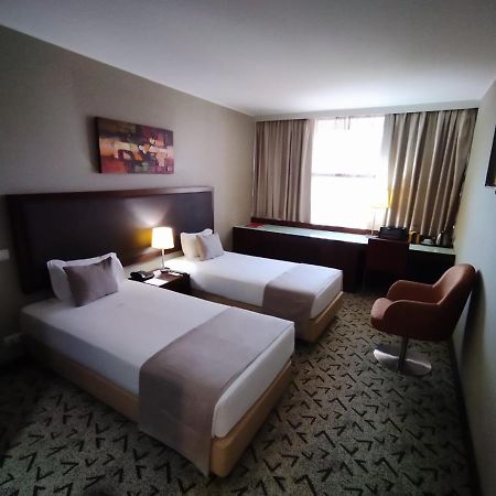 Skyna Hotel Луанда Екстер'єр фото
